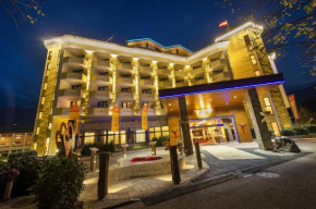 Гостиница EurothermenResort Bad Ischl Hotel Royal, Бад Ишль